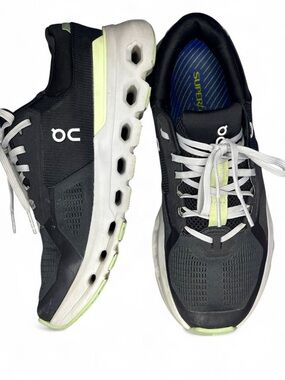ON Cloud On Running Cloud runner 2 Breathable Lightweight Athletic Shoes Size 9